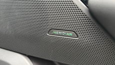 Land Rover Range Rover Velar 3.0 D300 MHEV Dynamic SE 5dr Auto Diesel Estate